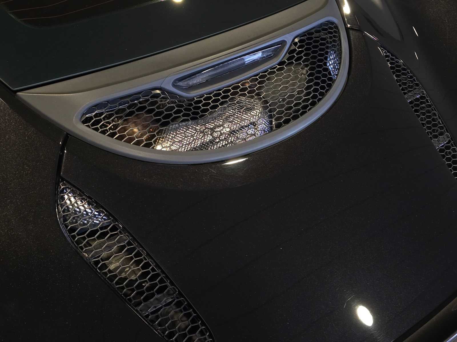 2019 McLaren 570GT Base