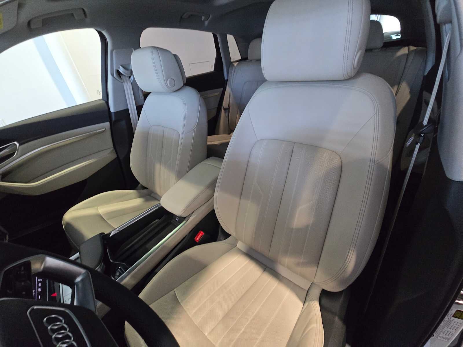 2024 Audi Q8 e-tron Premium Plus