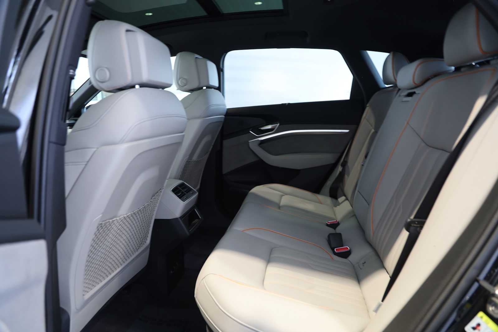 2024 Audi Q8 e-tron Prestige