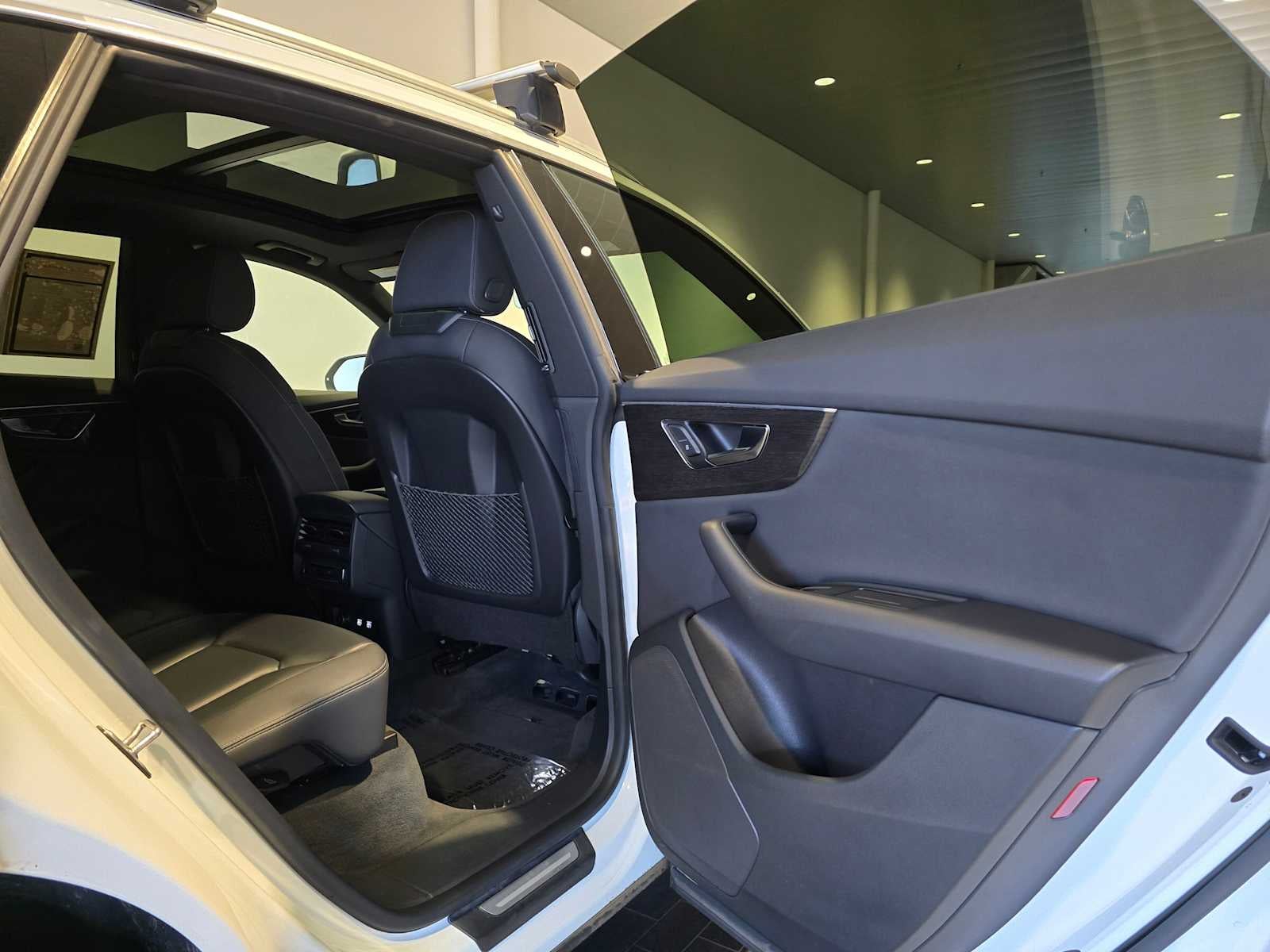 2019 Audi Q8 Premium