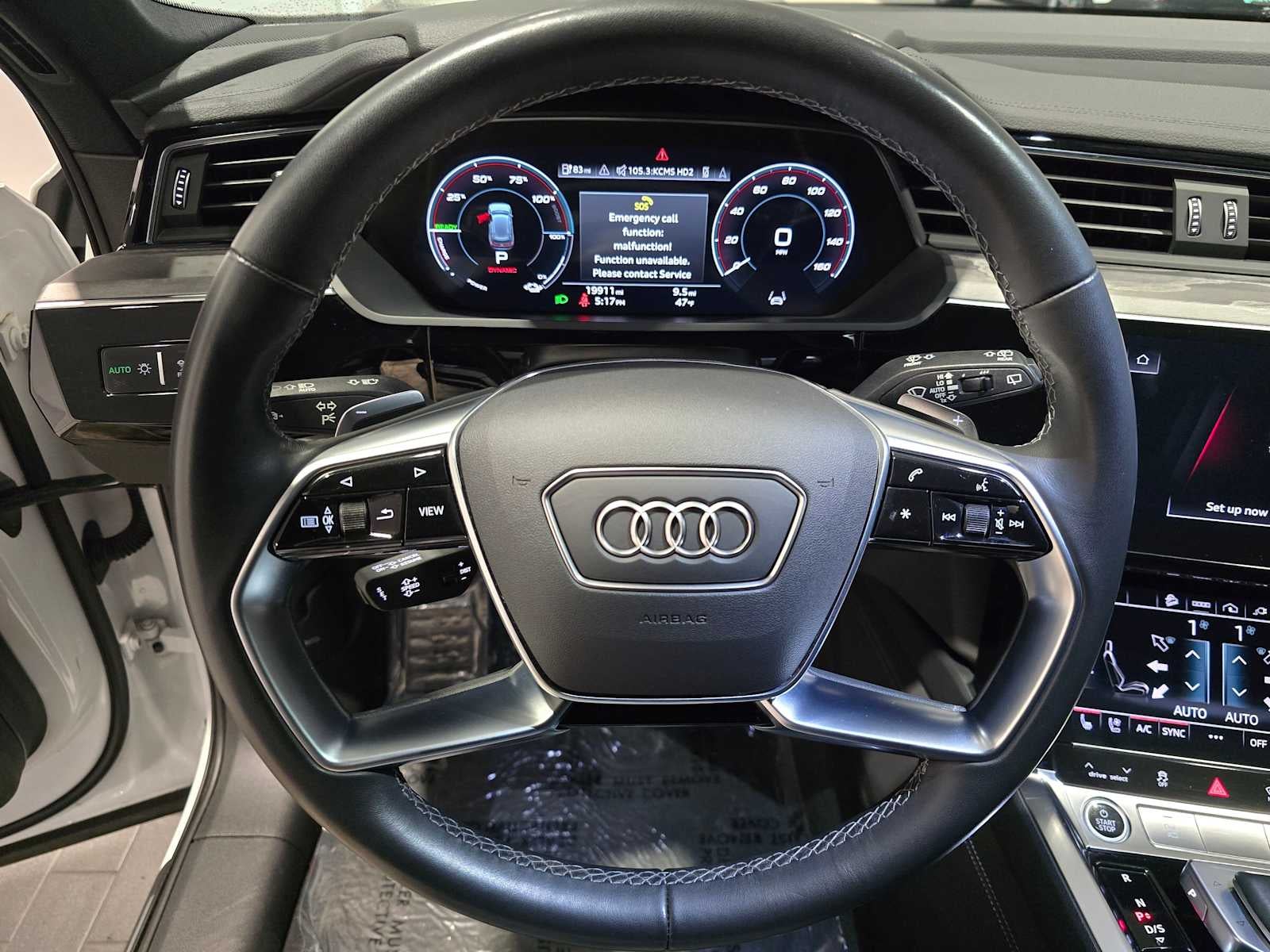 2023 Audi e-tron Premium Plus