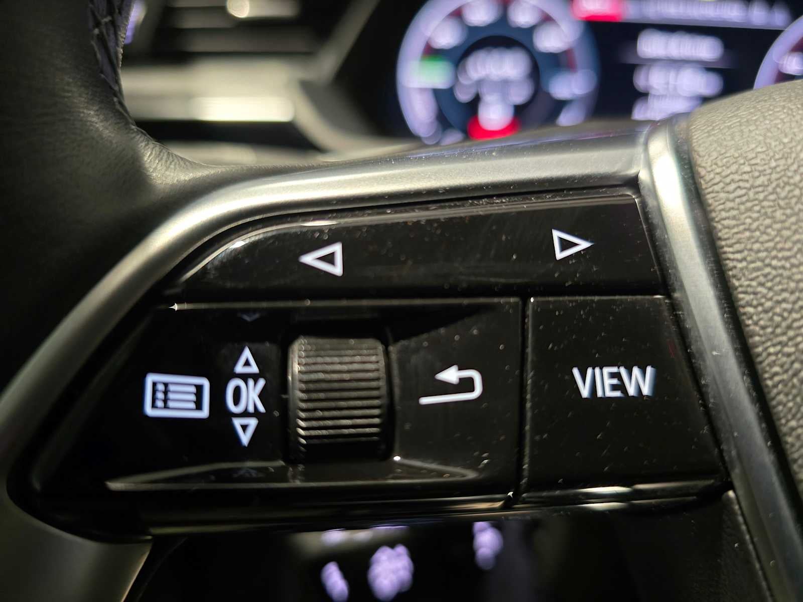 2023 Audi e-tron Premium Plus