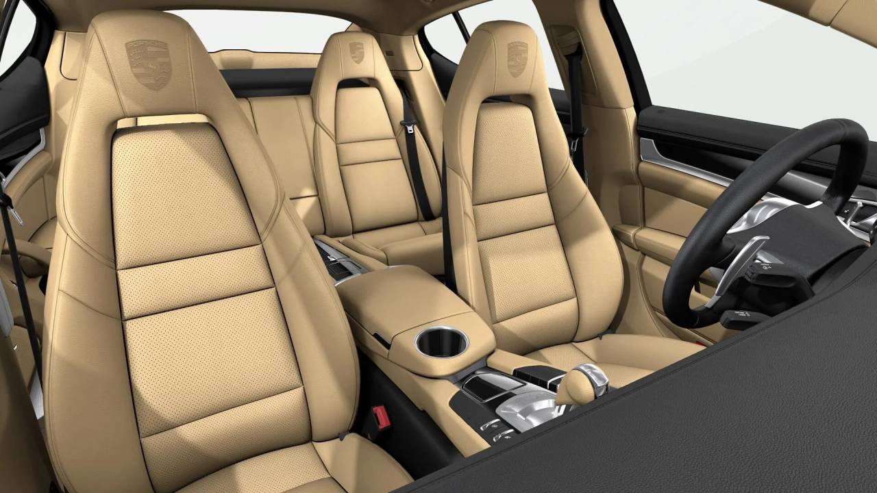 2016 Porsche Panamera 4