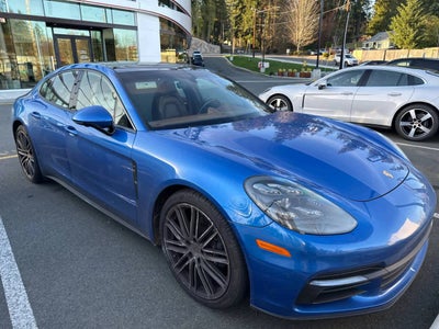 2018 Porsche Panamera 4