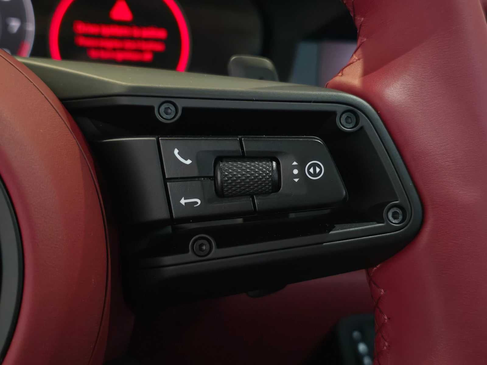 2025 Porsche 911 Carrera