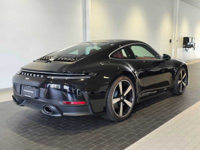 2025 Porsche 911 Carrera