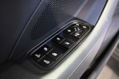 2025 Porsche Panamera Panamera 4