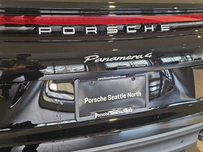 2025 Porsche Panamera Panamera 4