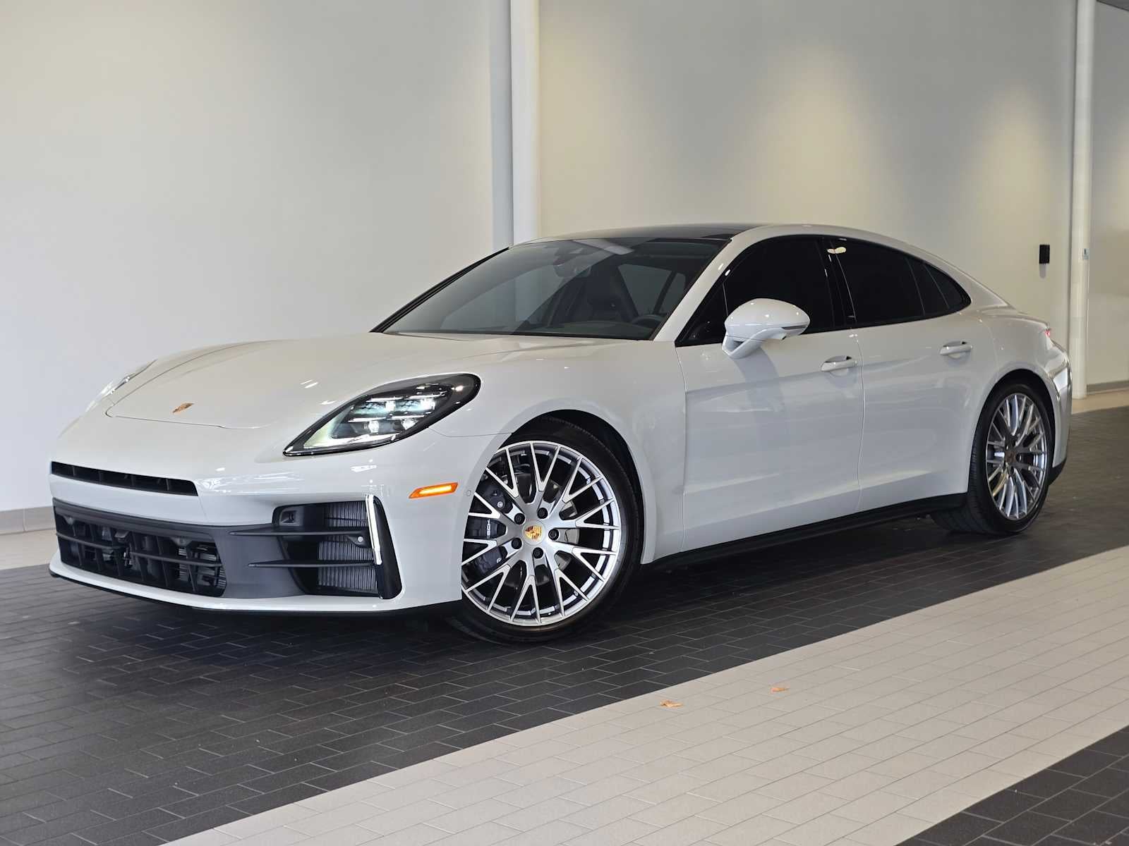 2025 Porsche Panamera Panamera 4