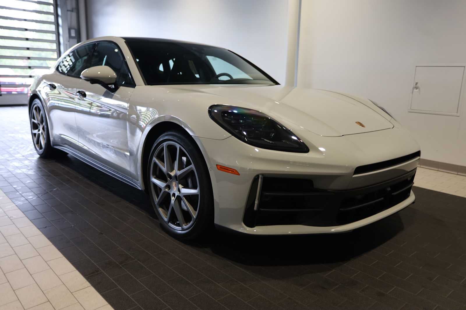 2025 Porsche Panamera Panamera 4