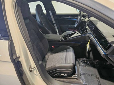2025 Porsche Panamera Panamera 4