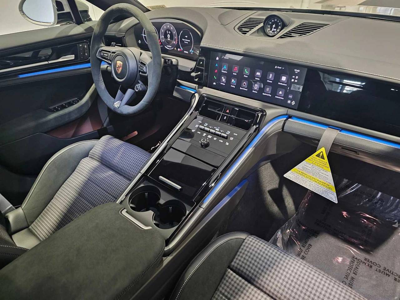 2025 Porsche Panamera Panamera 4