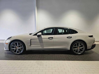 2025 Porsche Panamera Panamera 4