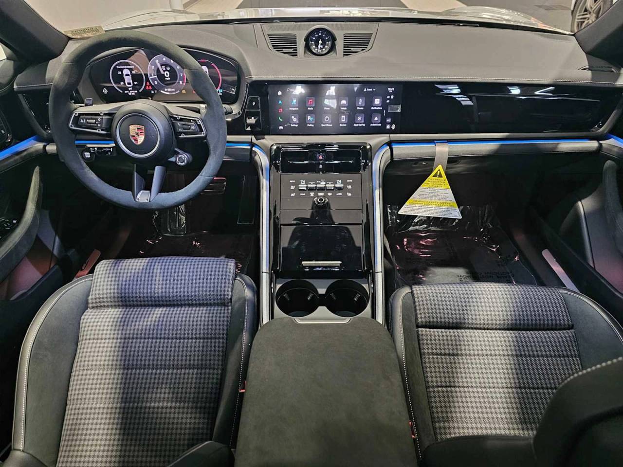 2025 Porsche Panamera Panamera 4