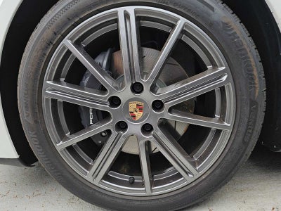 2025 Porsche Panamera 4