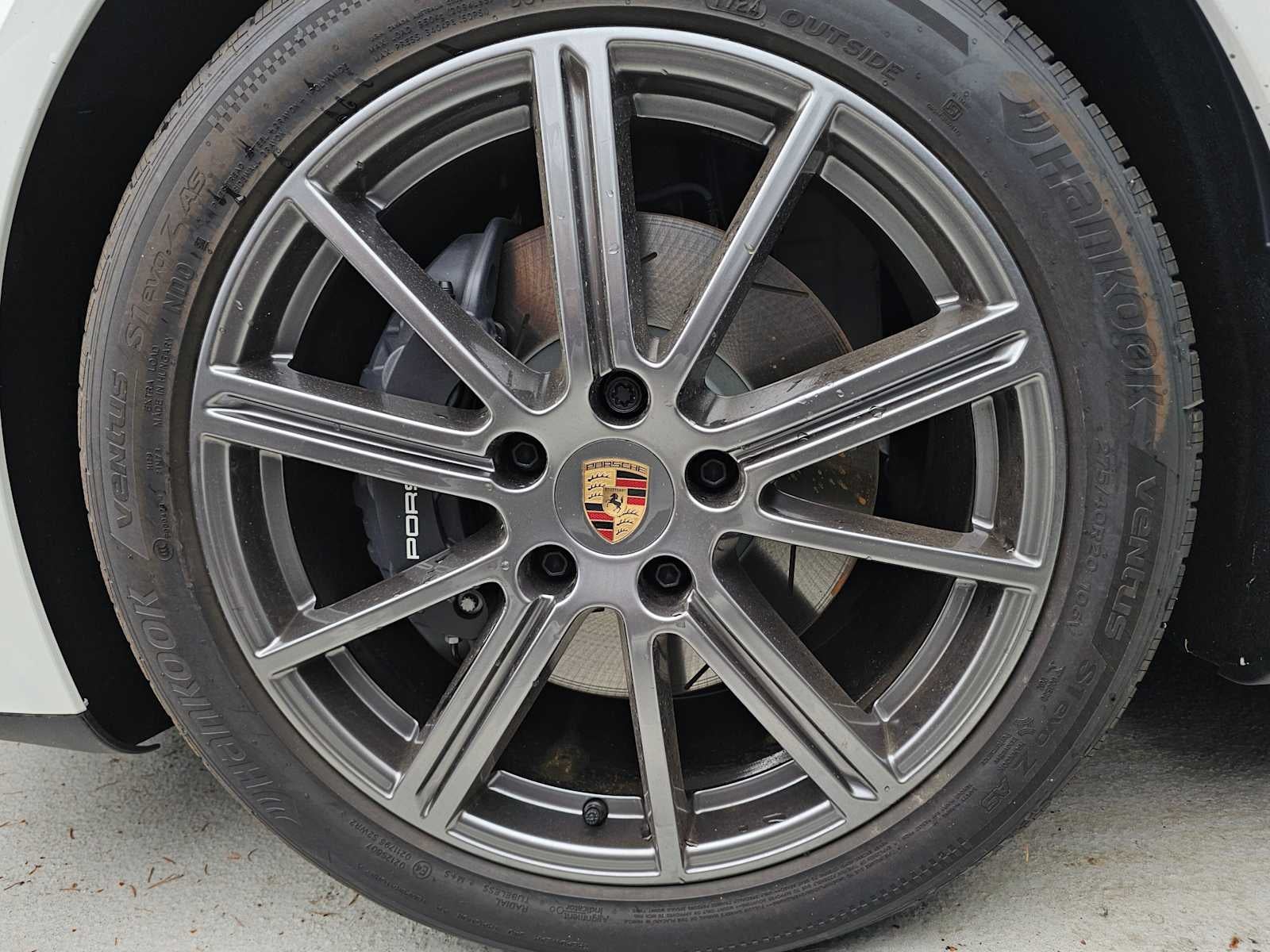 2025 Porsche Panamera 4