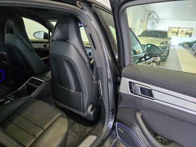 2018 Porsche Panamera 4S