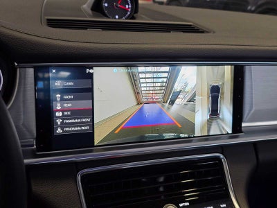 2018 Porsche Panamera 4S