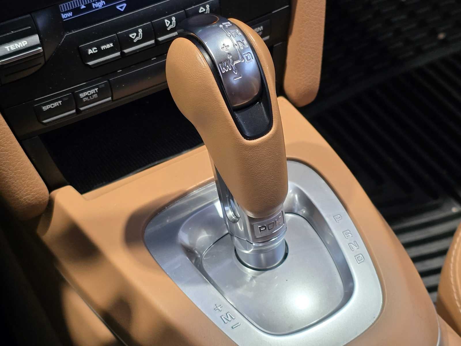 2010 Porsche Cayman S