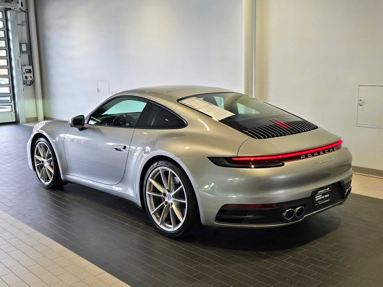 2021 Porsche 911 Carrera 4S