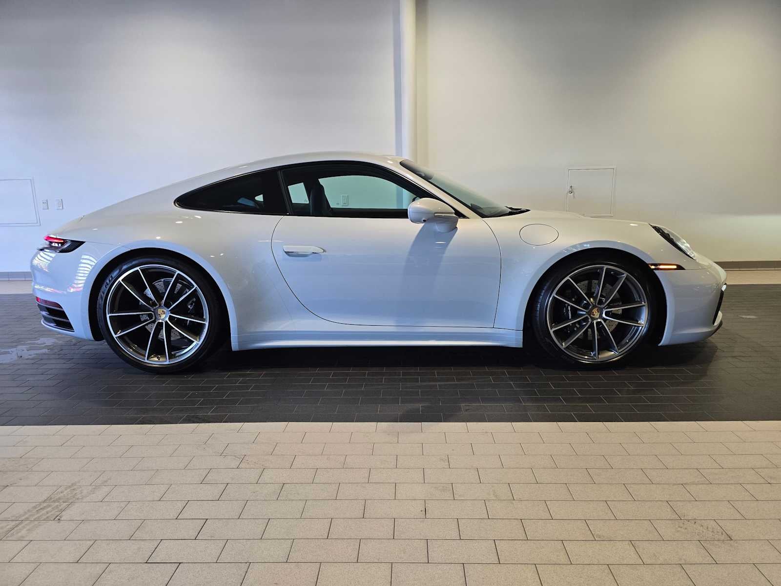 2024 Porsche 911 Carrera 4S