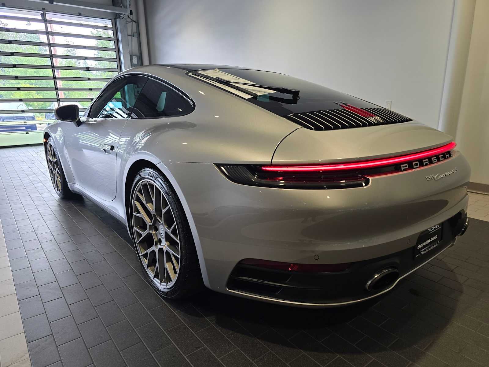 2023 Porsche 911 Carrera 4S