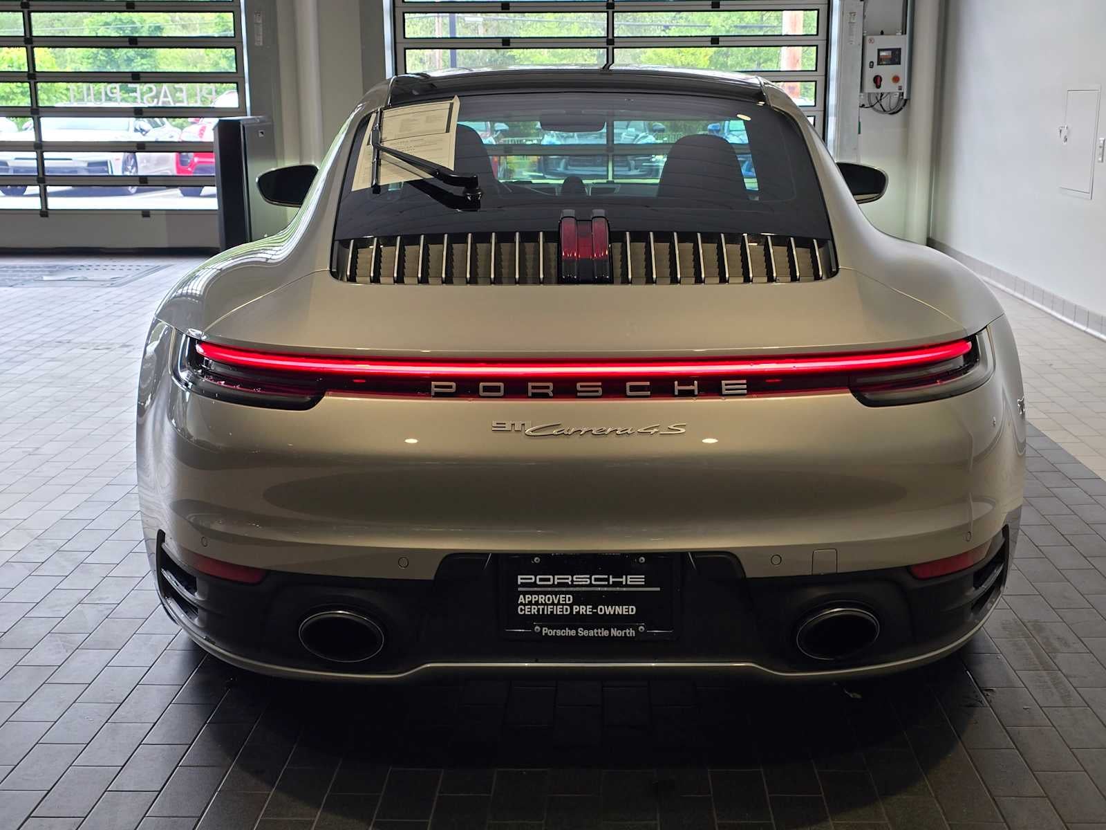 2023 Porsche 911 Carrera 4S