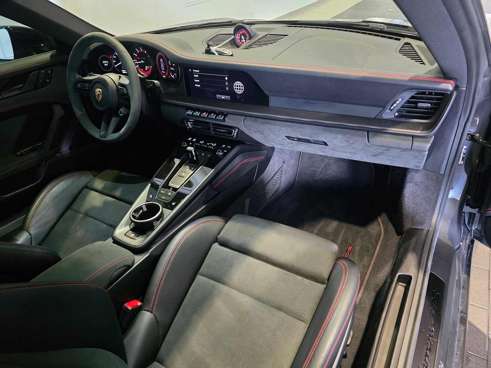 2024 Porsche 911 Carrera GTS