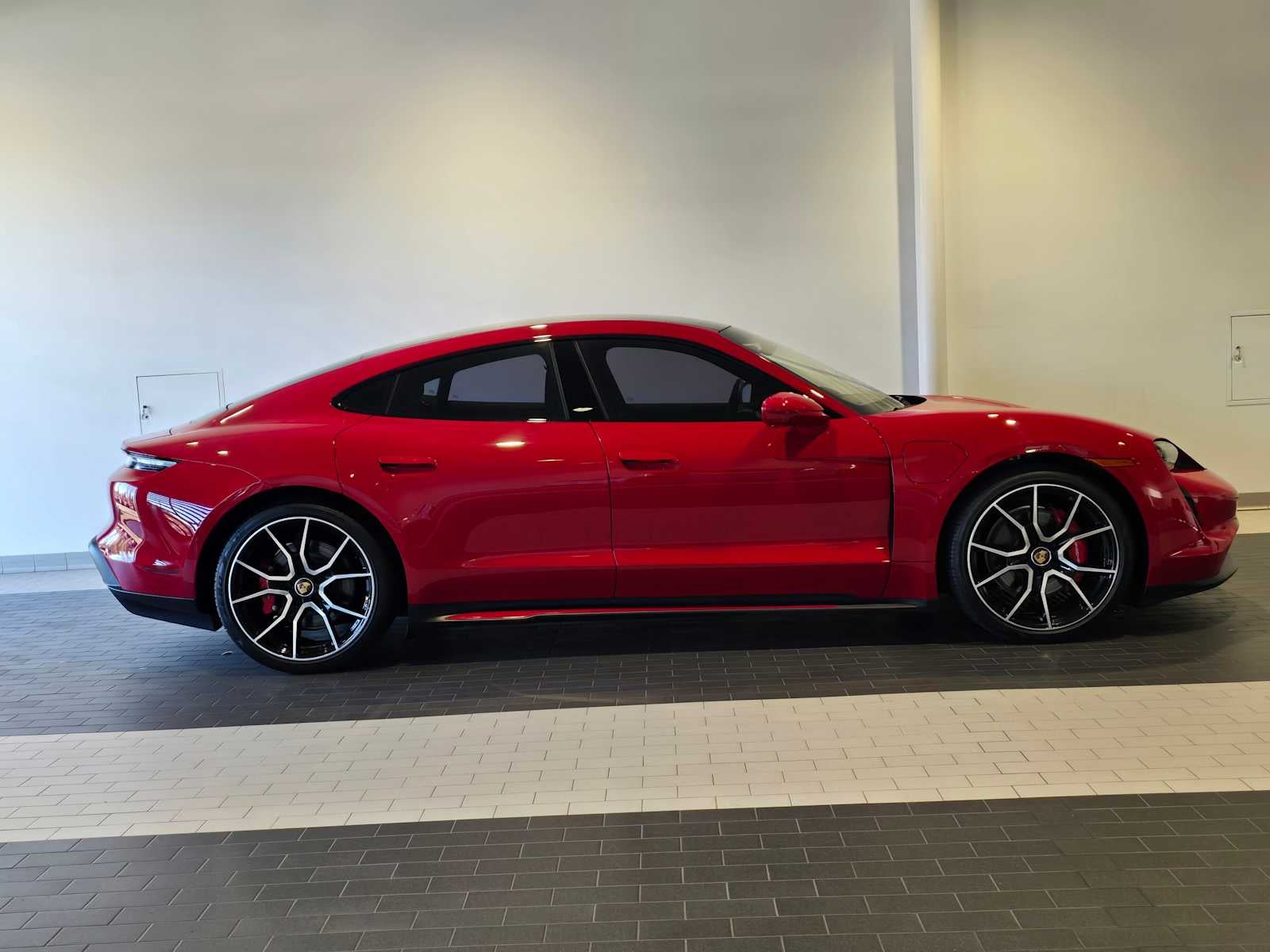 2023 Porsche Taycan 4S