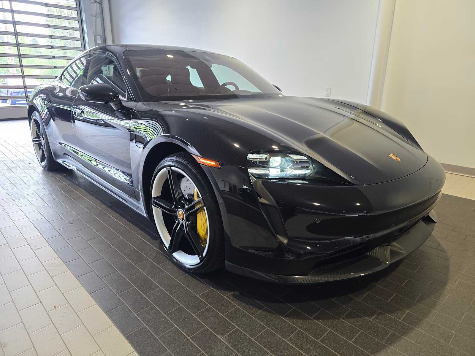 2020 Porsche Taycan Turbo S
