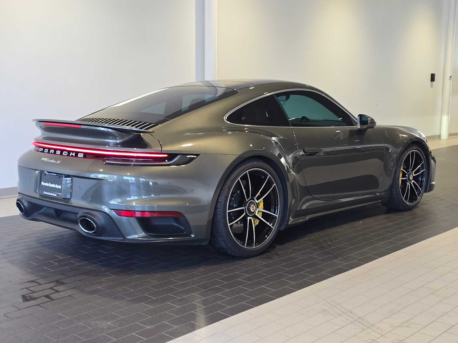 2024 Porsche 911 911 Turbo S (MY24)