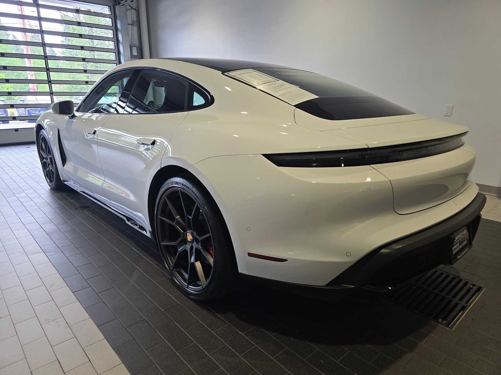 2023 Porsche Taycan GTS