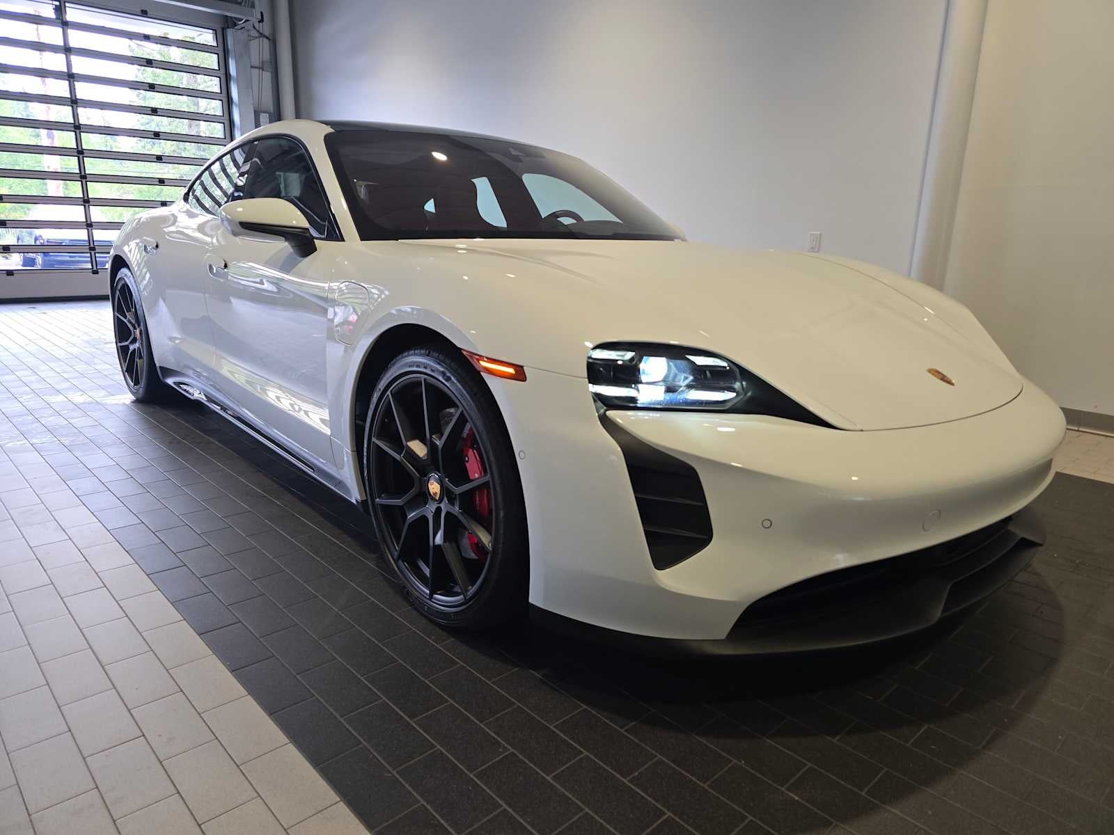 2023 Porsche Taycan GTS