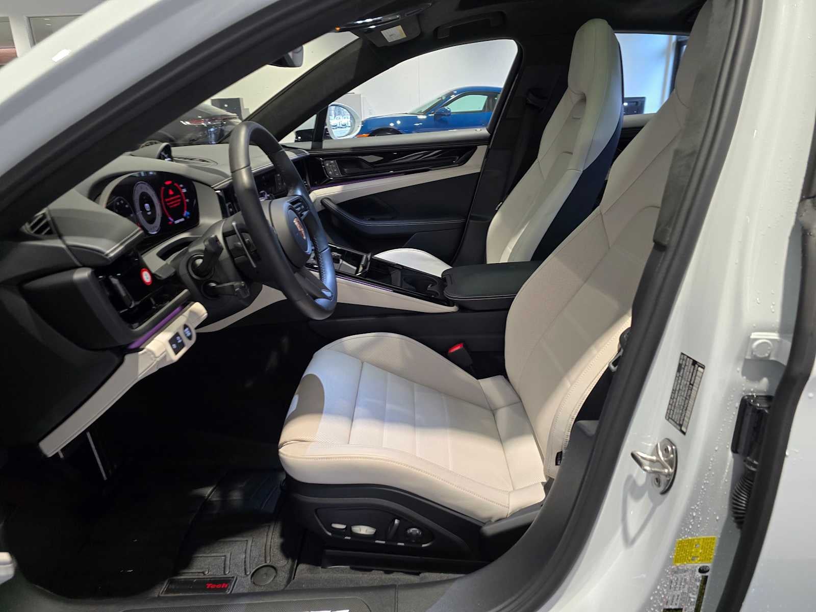 2025 Porsche Panamera GTS