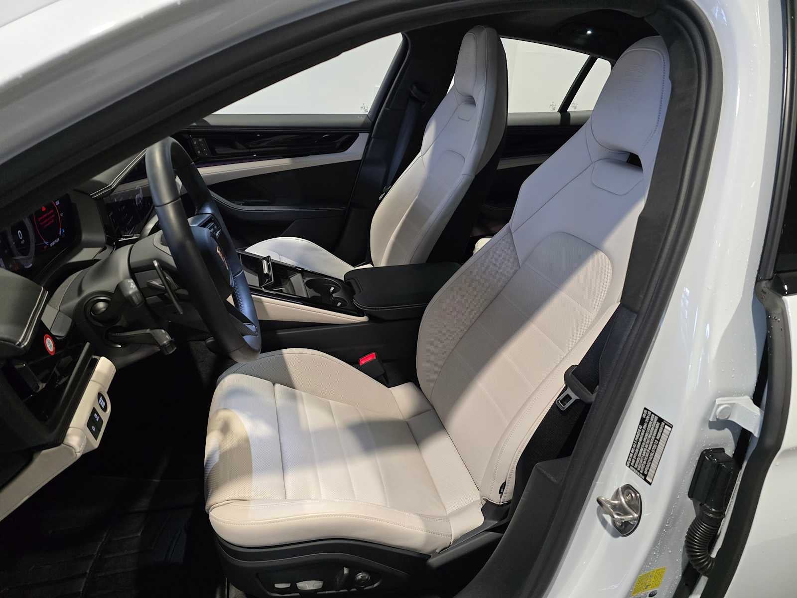 2025 Porsche Panamera GTS