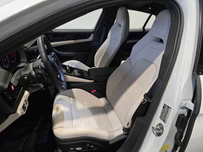 2025 Porsche Panamera GTS