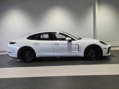 2025 Porsche Panamera GTS