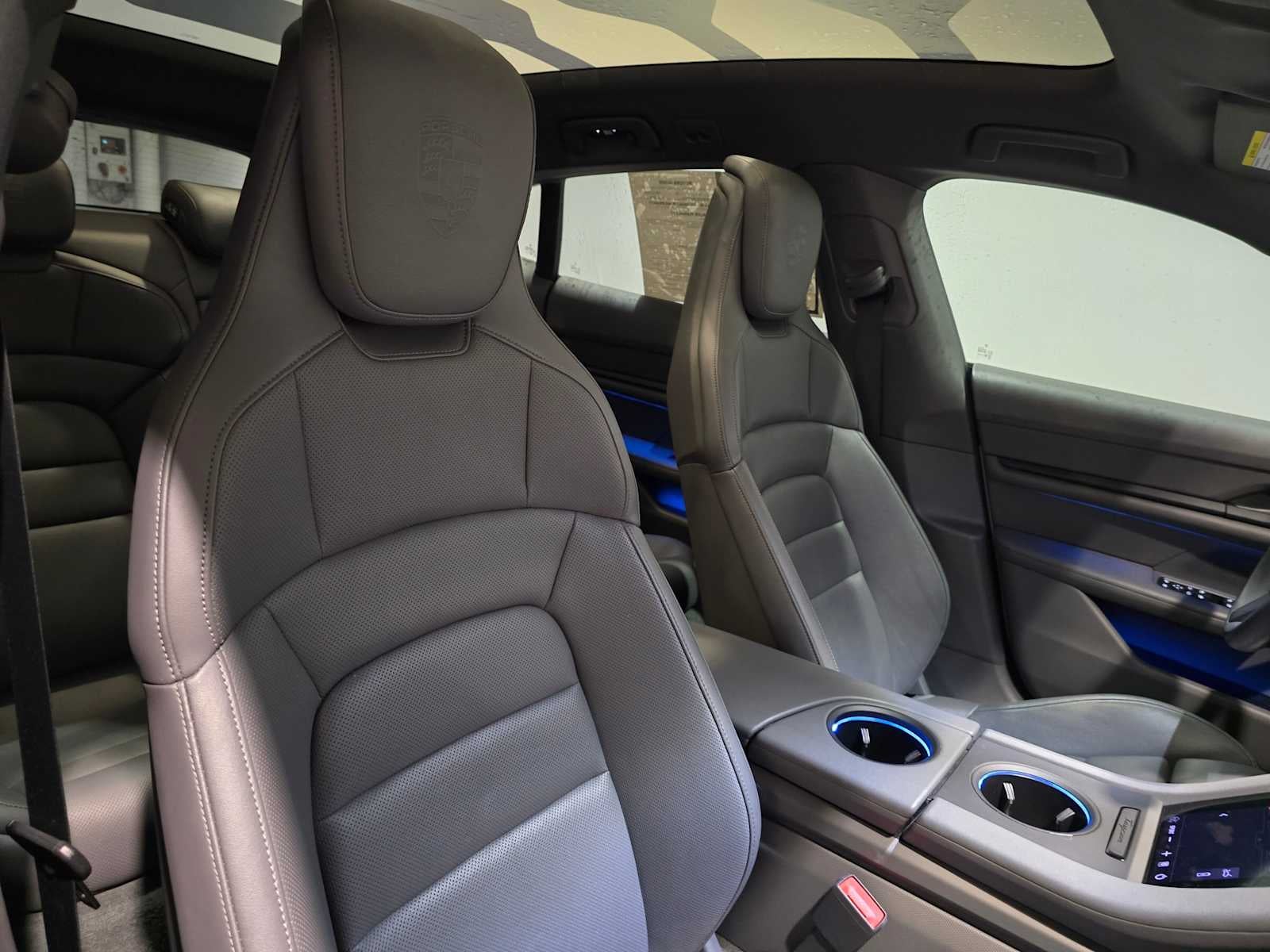 2024 Porsche Taycan 4