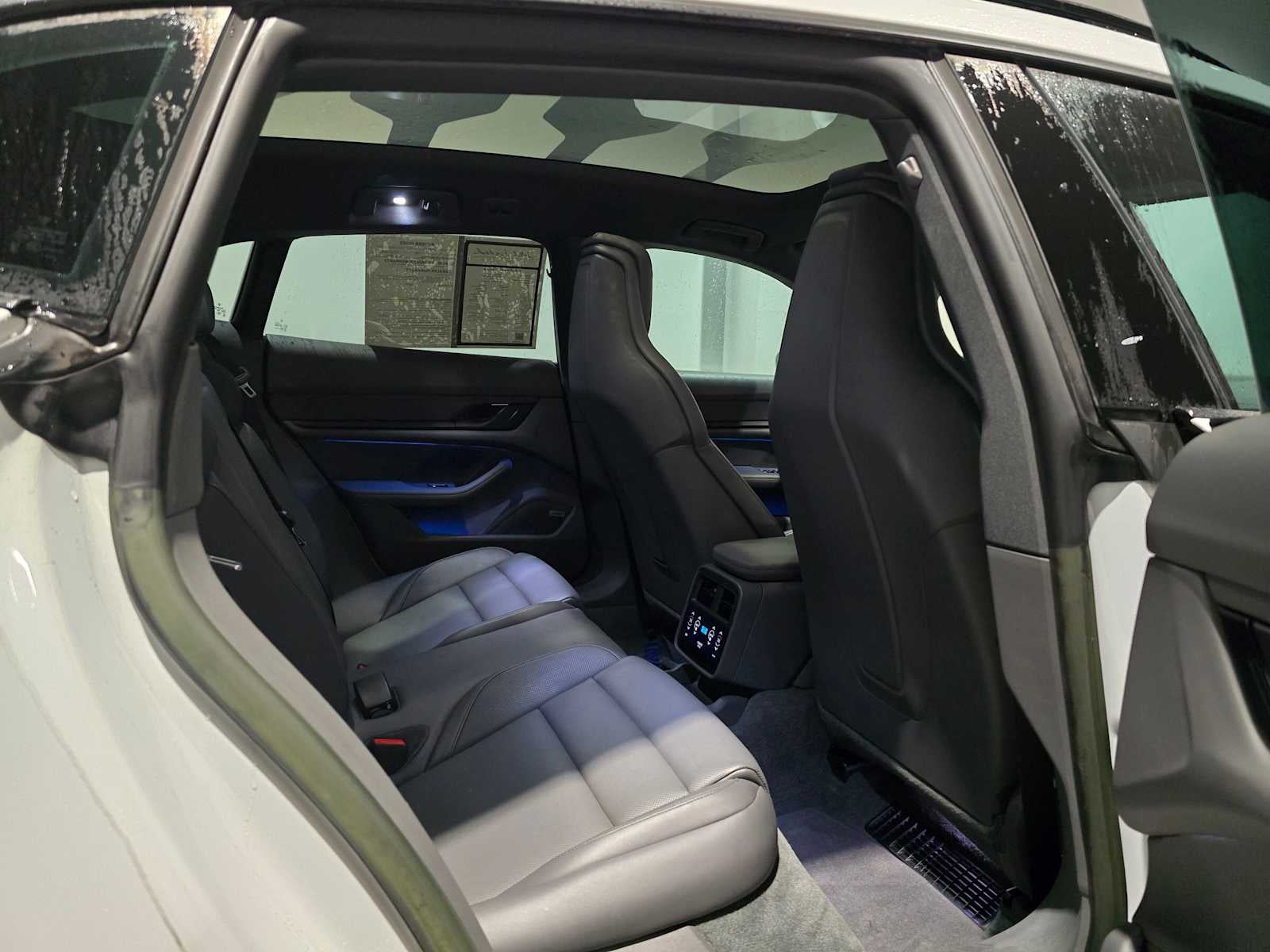 2024 Porsche Taycan 4