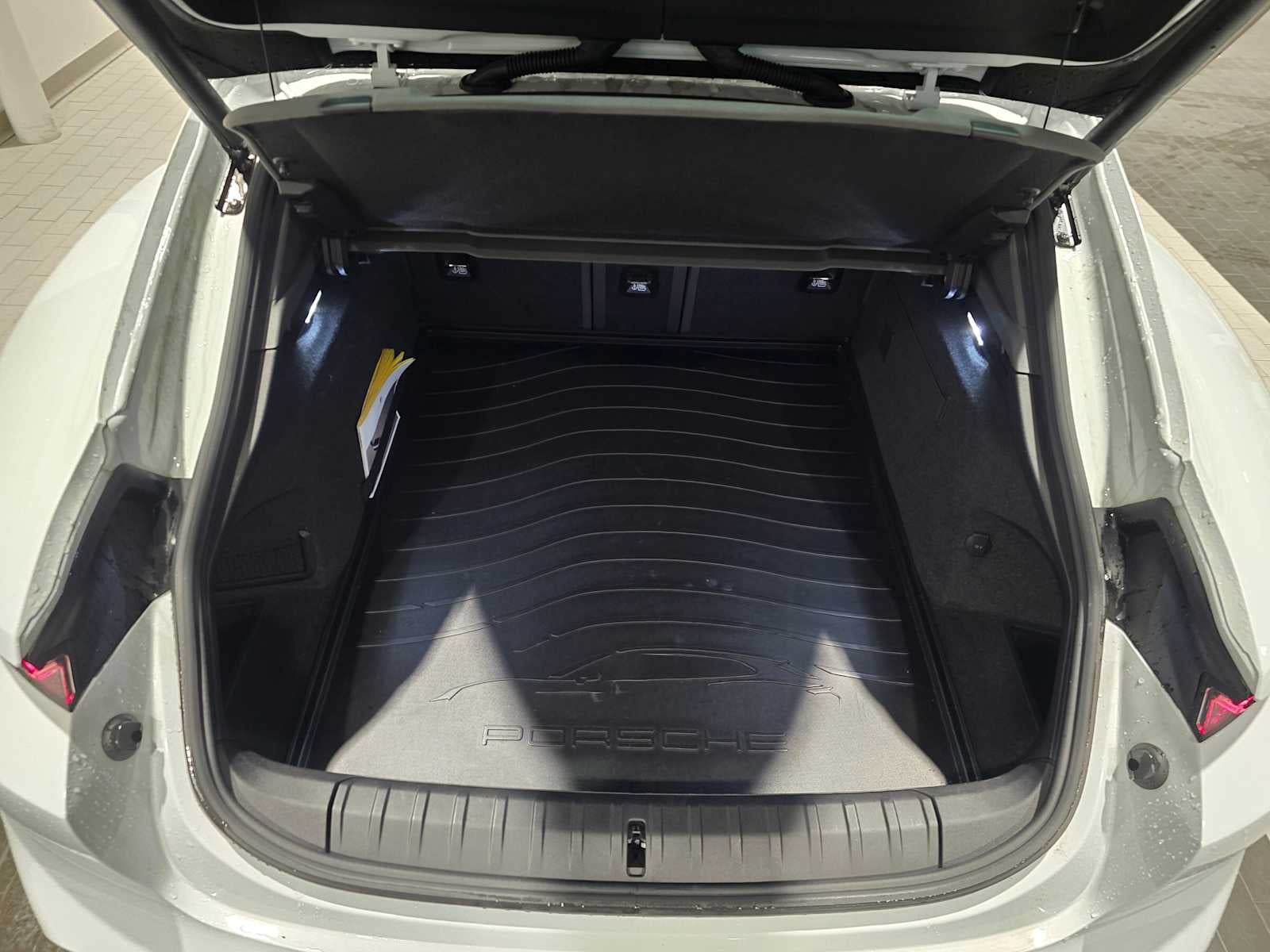 2024 Porsche Taycan 4