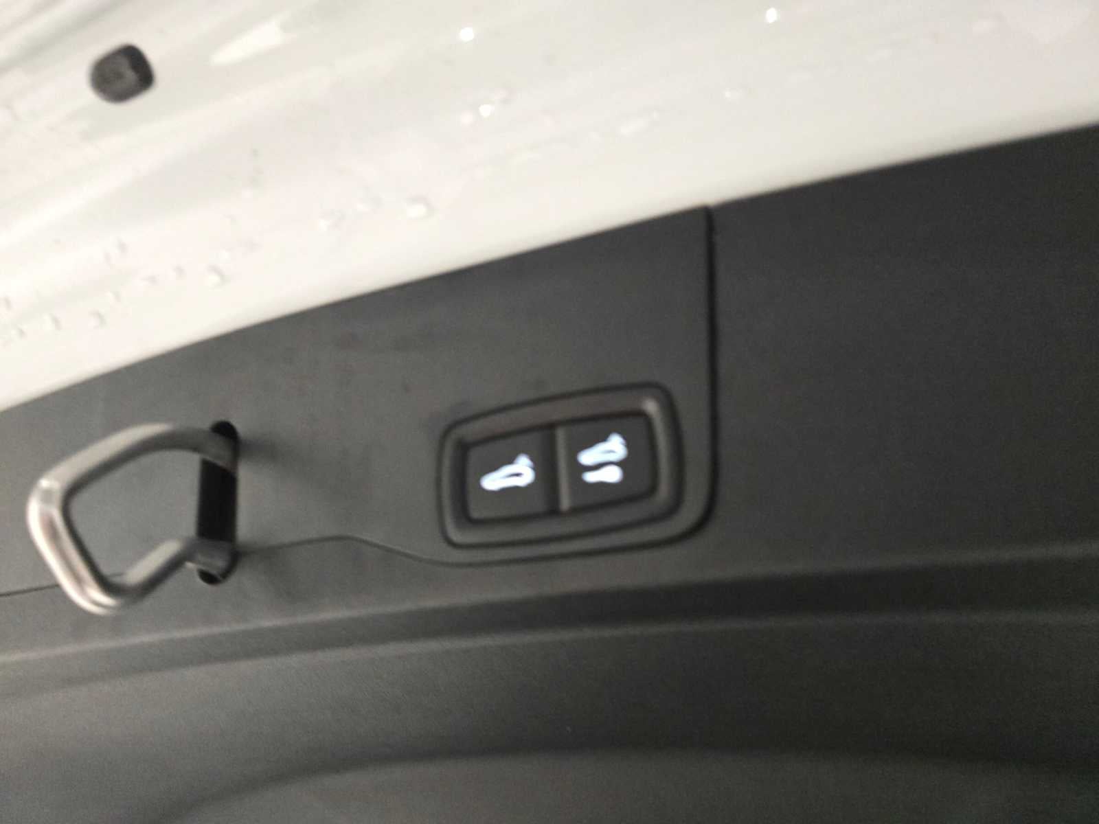 2024 Porsche Taycan 4