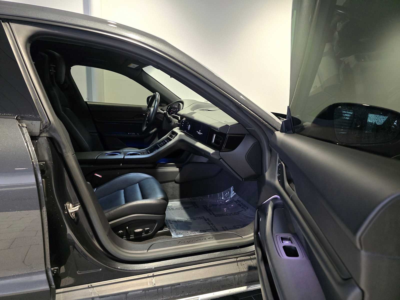 2022 Porsche Taycan 4