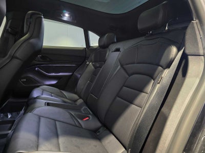 2022 Porsche Taycan 4