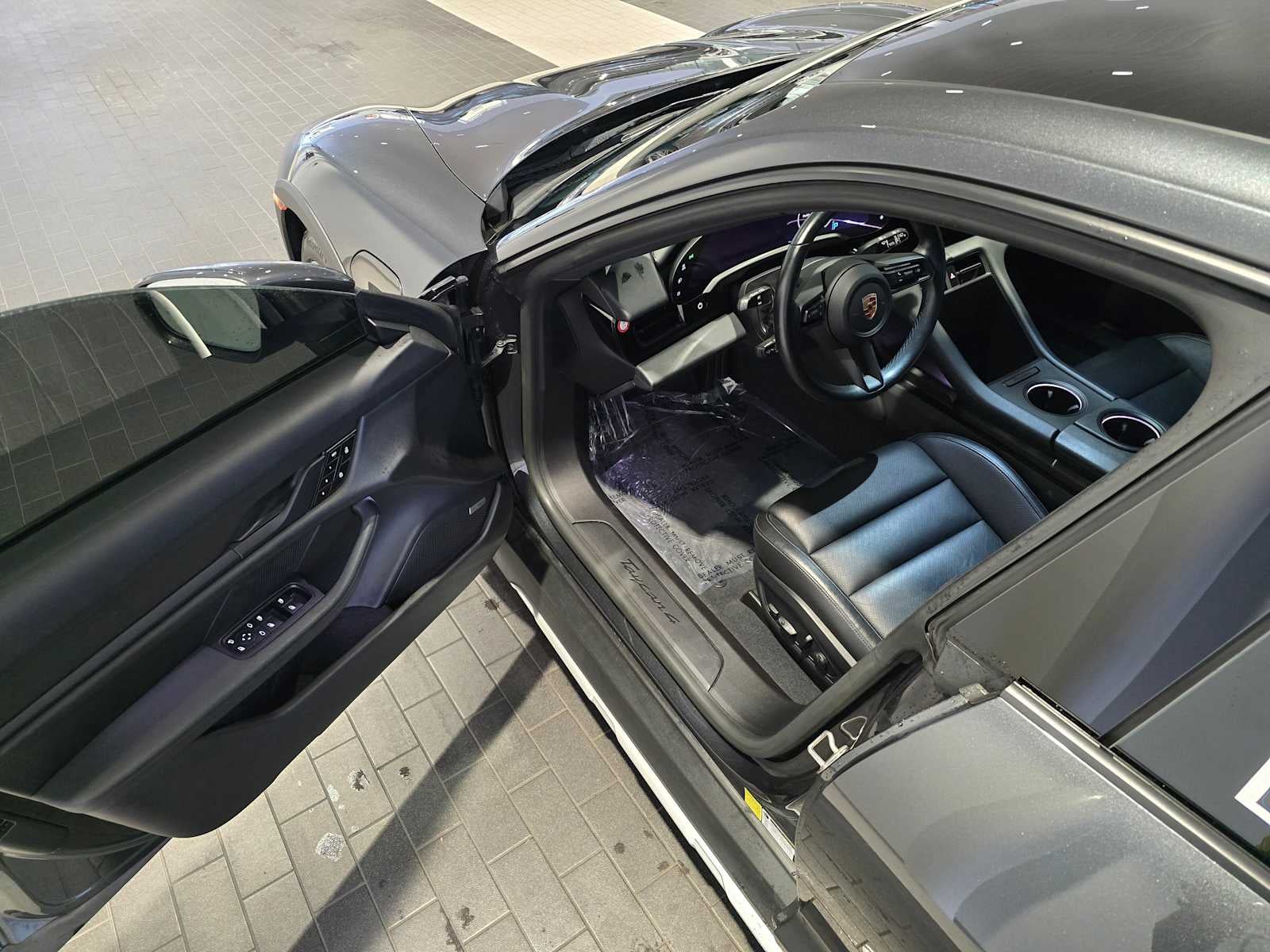 2022 Porsche Taycan 4