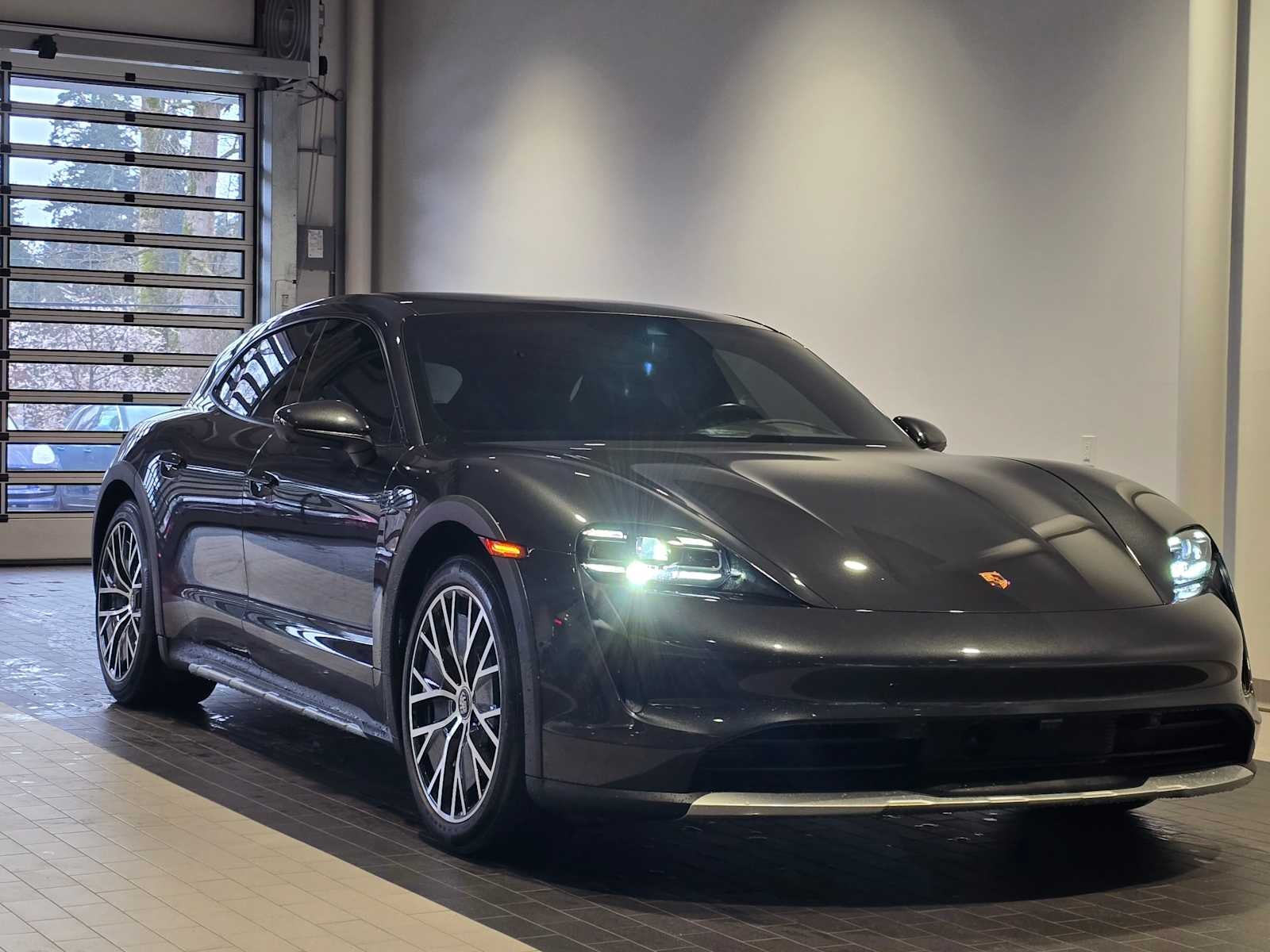 2022 Porsche Taycan 4