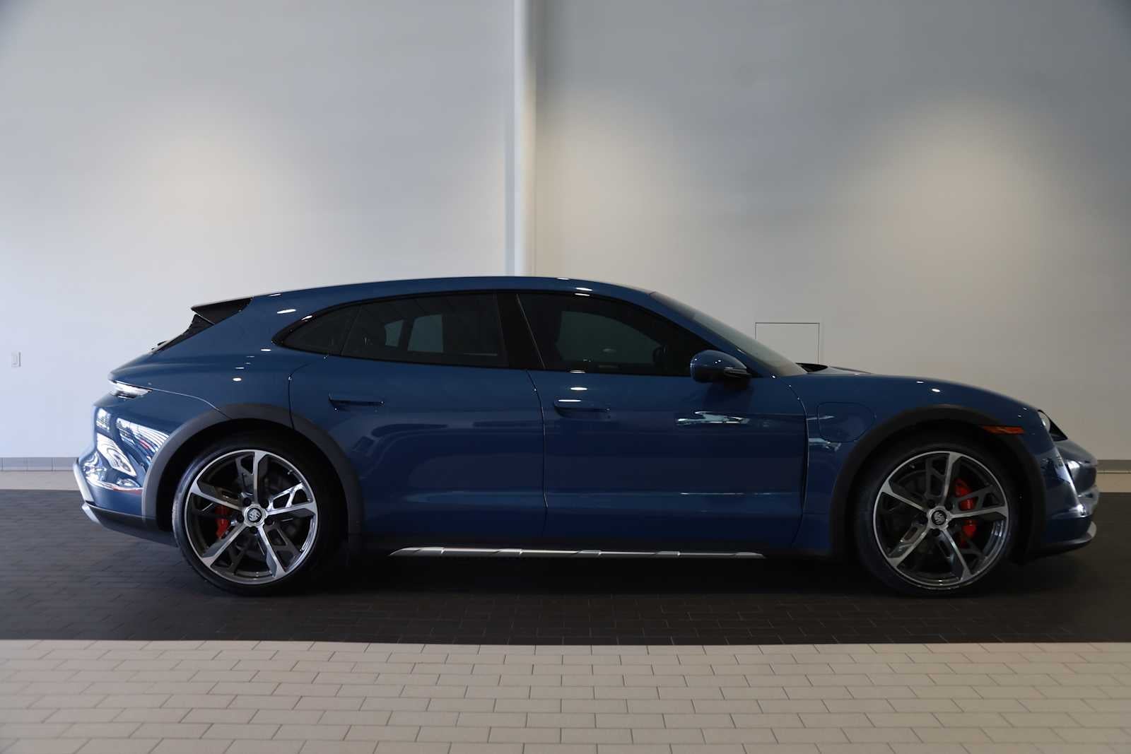 2024 Porsche Taycan Taycan 4S Cross Turismo