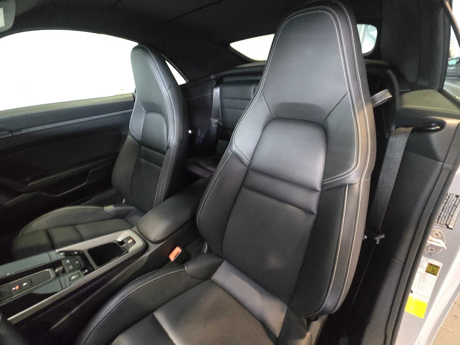 2022 Porsche 911 911 Carrera 4 Cabriolet
