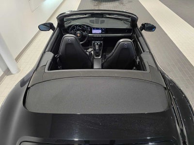 2020 Porsche 911 Carrera