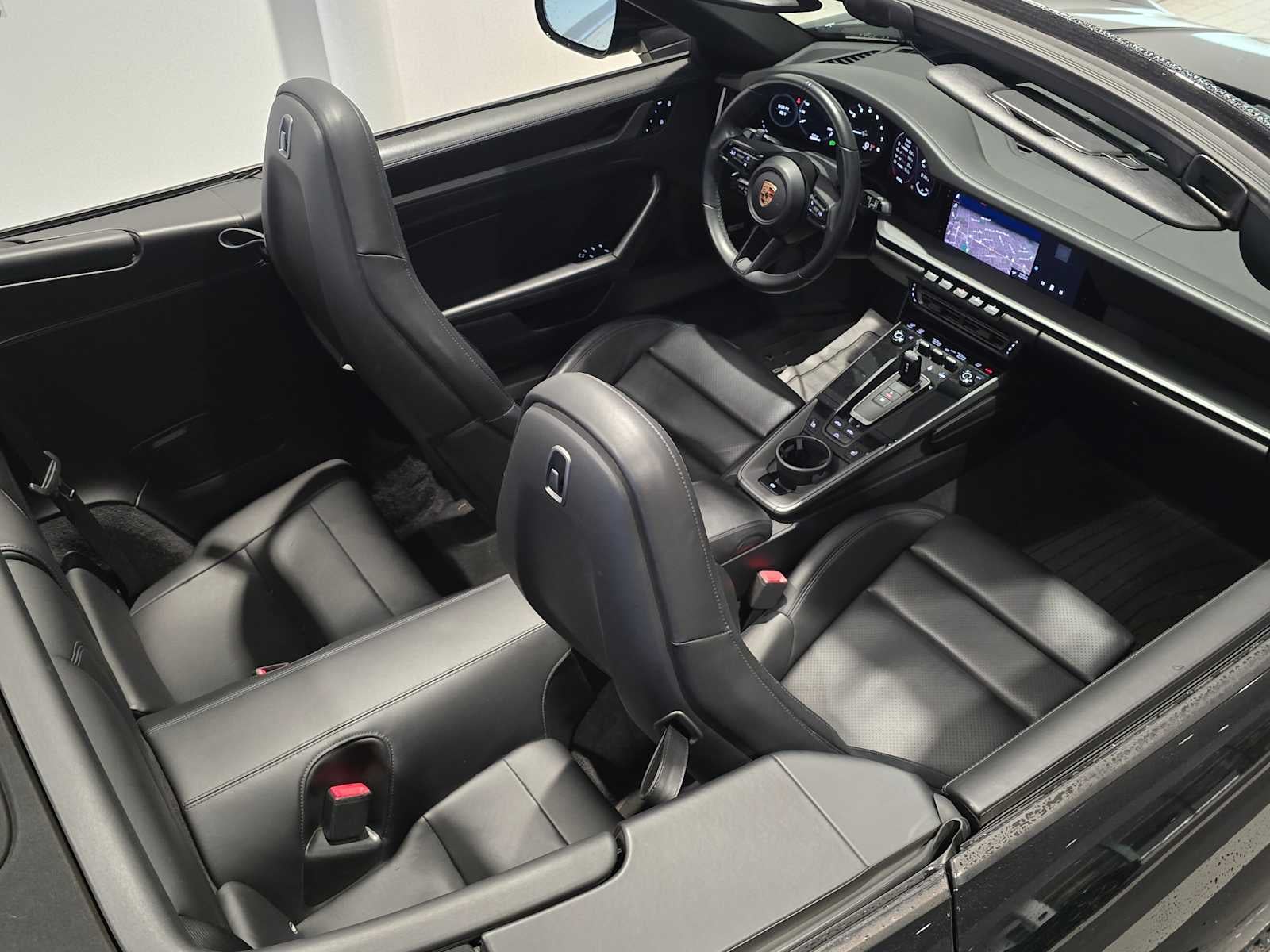 2020 Porsche 911 Carrera