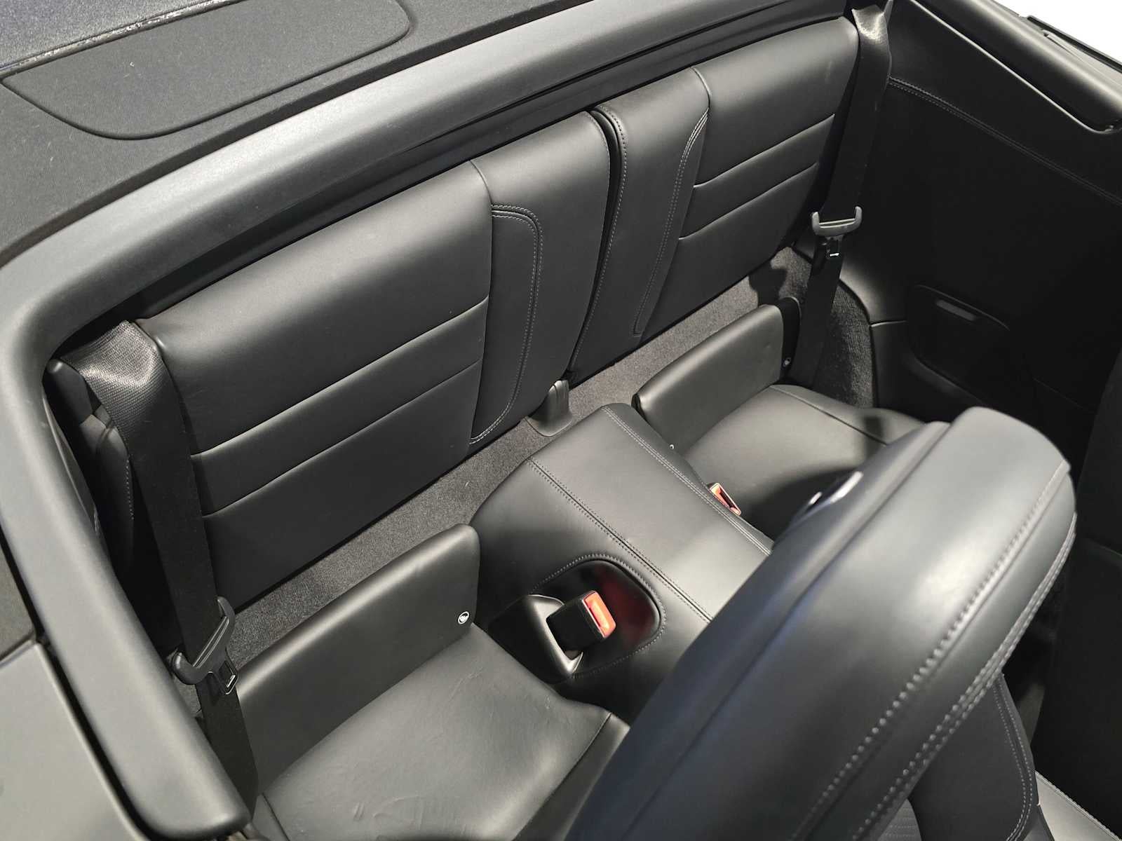 2020 Porsche 911 Carrera